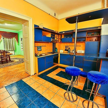 לבוב Apartments On Valova 25 מראה חיצוני תמונה