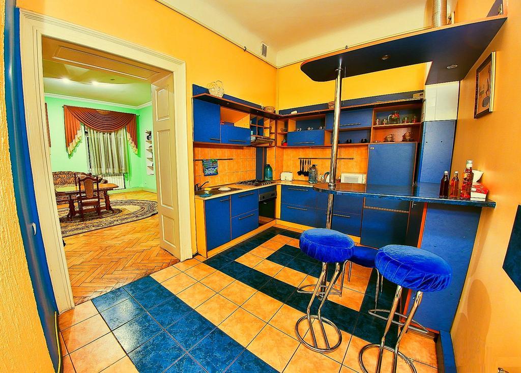 לבוב Apartments On Valova 25 מראה חיצוני תמונה
