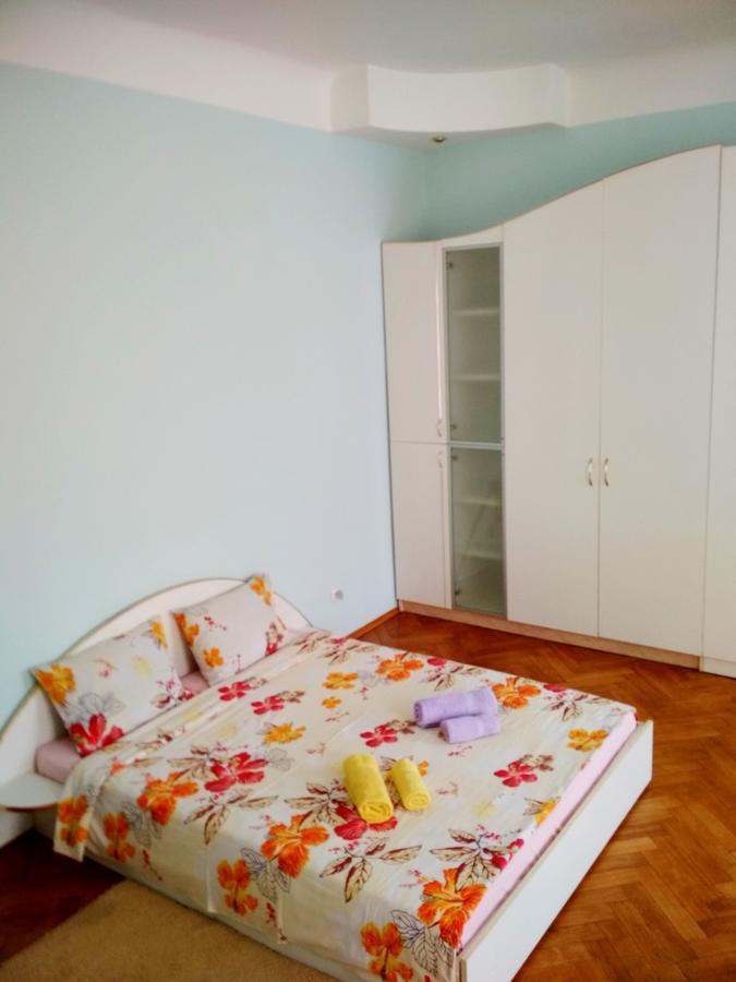 לבוב Apartments On Valova 25 מראה חיצוני תמונה