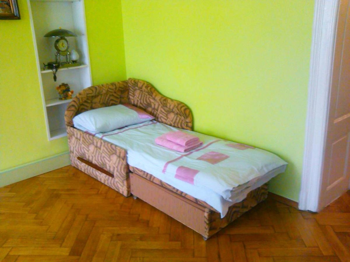 לבוב Apartments On Valova 25 מראה חיצוני תמונה